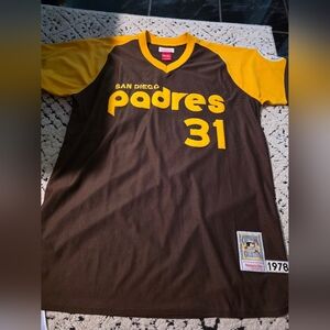 Mitchell & Ness 3x brown and yellow san Padres baseball jersey
